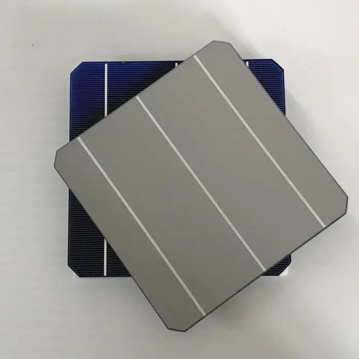Stack of 156mm monocrystalline solar cells