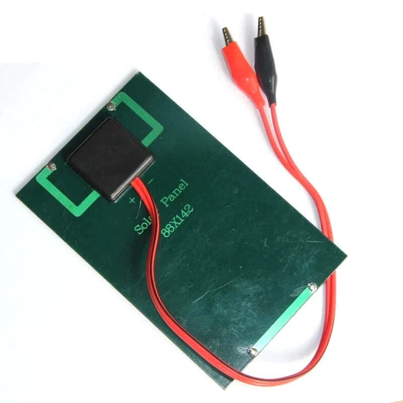 2W solar panel — rear module and battery clip lead