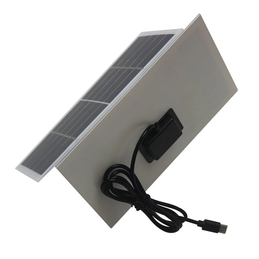 3W 3W USB-C solar panel — panel edge and cable