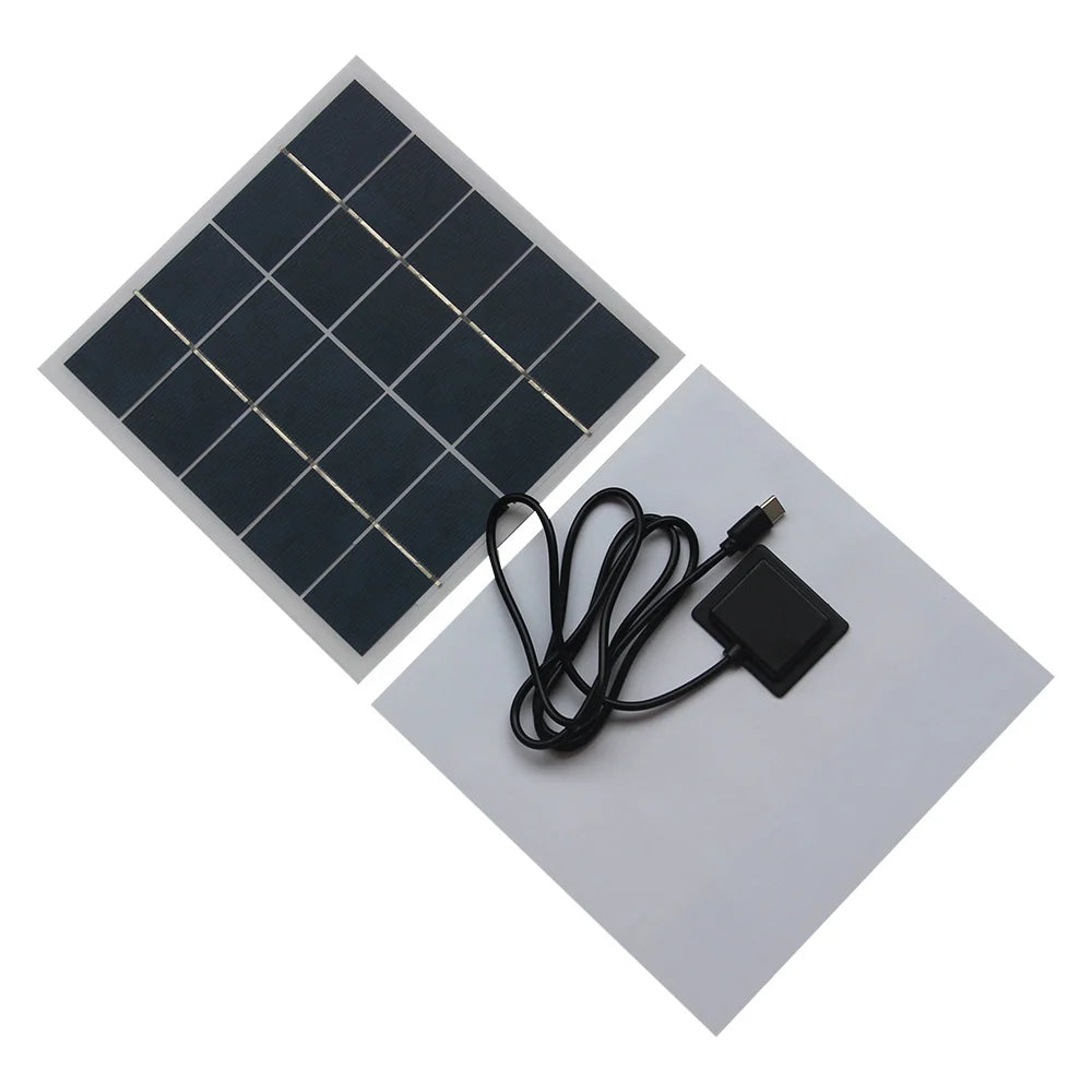 4W 4W USB-C solar panel — front and rear panel arrangement