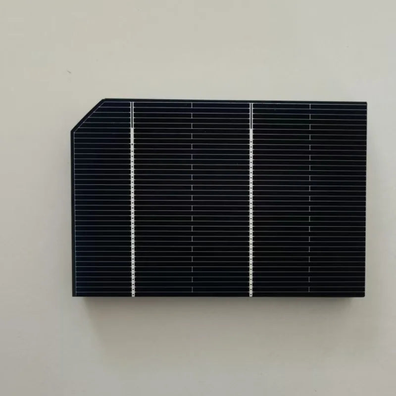 Compact rectangular monocrystalline solar cell