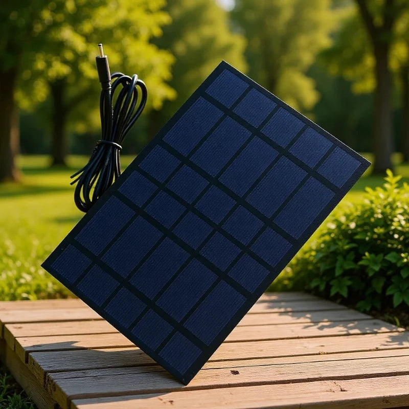 2.5W polycrystalline panel outdoors with attached cable