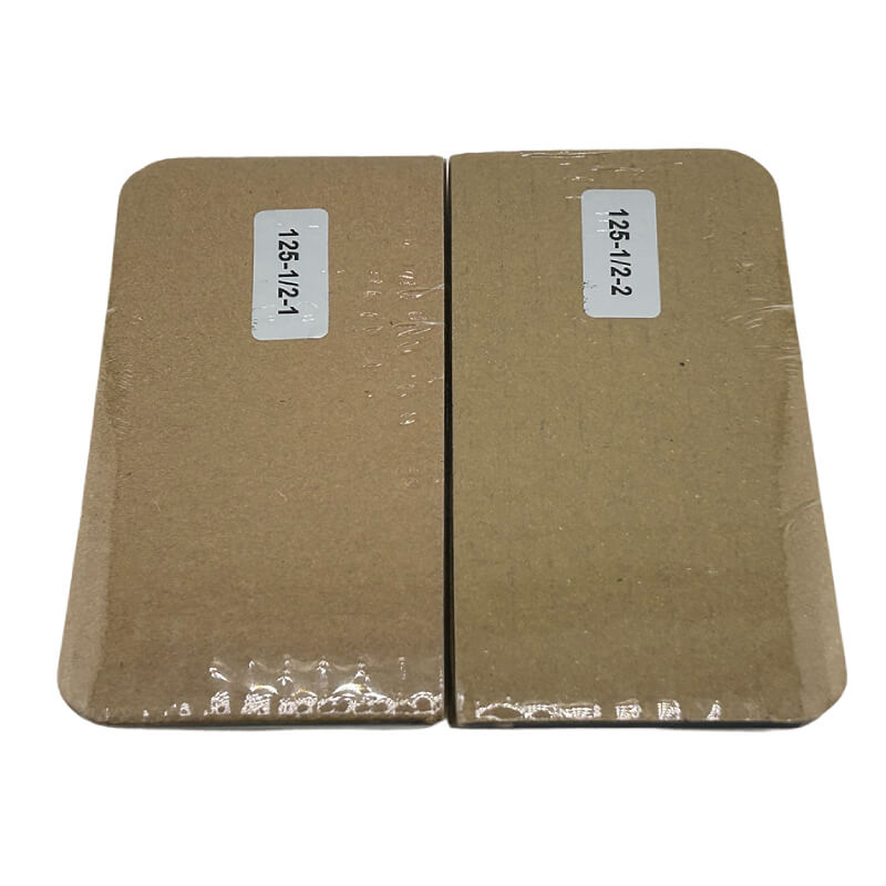 Packaging for 1/2-cut 125 mm cells, two labeled cartons.